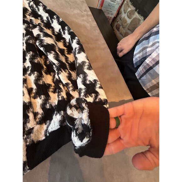 Ruff Hewn Grey black white Sweater Zip Up Women’s Size Large chic - Picture 6 of 9